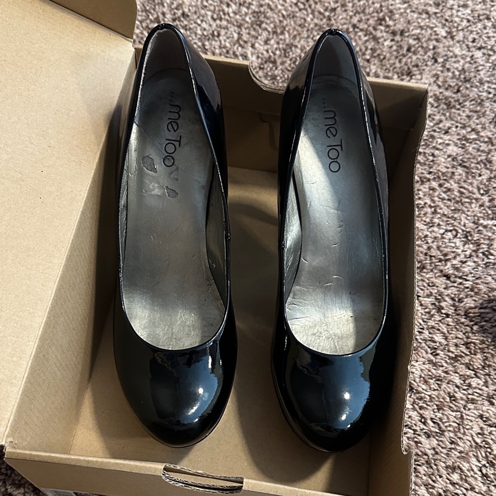 Me Too Shiny Black Heels